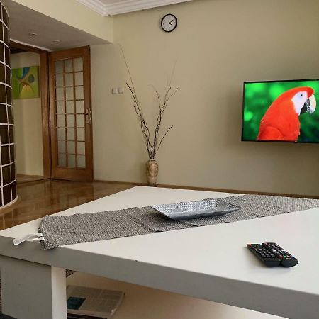 Central Apartment With City View Prizren Eksteriør billede