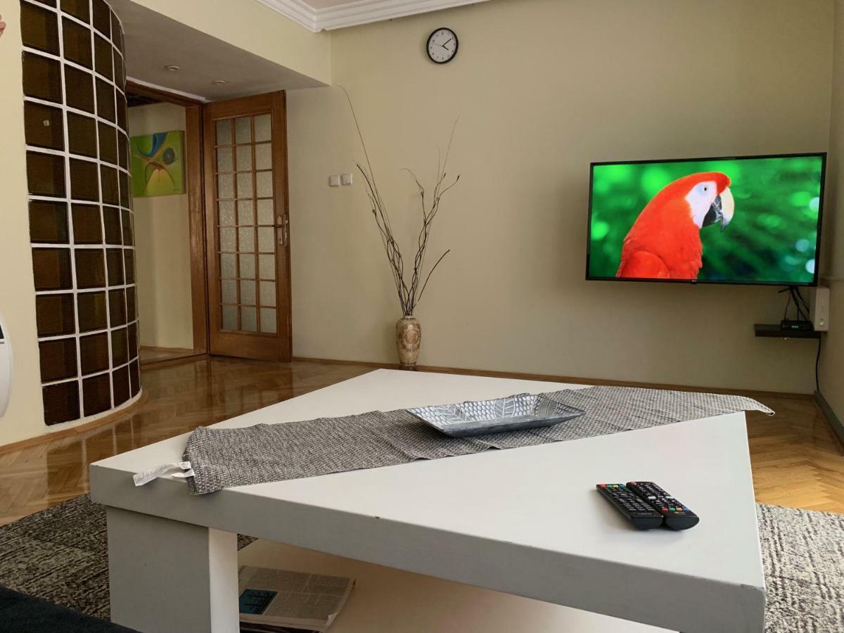 Central Apartment With City View Prizren Eksteriør billede