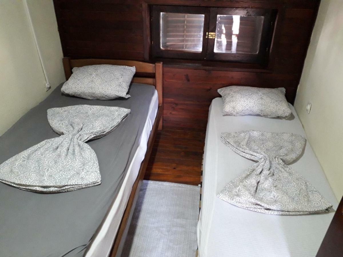 Central Apartment With City View Prizren Eksteriør billede